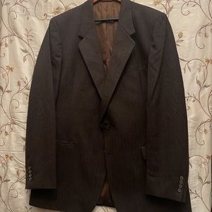 CHRISTIAN DIOR PARIS  Mens Gorgeous Big & Tall Designed. Appears to be Brand New